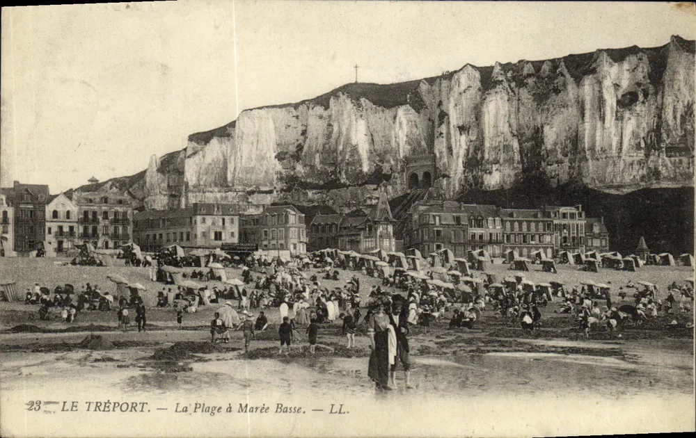 Le Tréport — A Praia com Maré Baixa — LL. n°23 - Frente