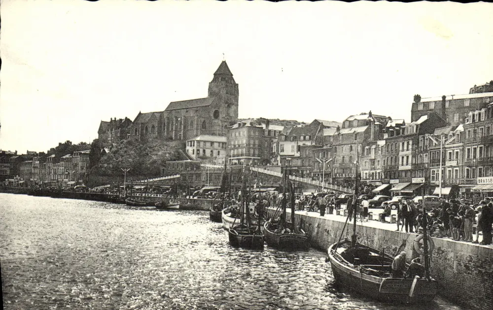 Le Tréport — Der Hafen und die Kirche Saint-Jacques — Verleger: Le Tréport - Vorderseite