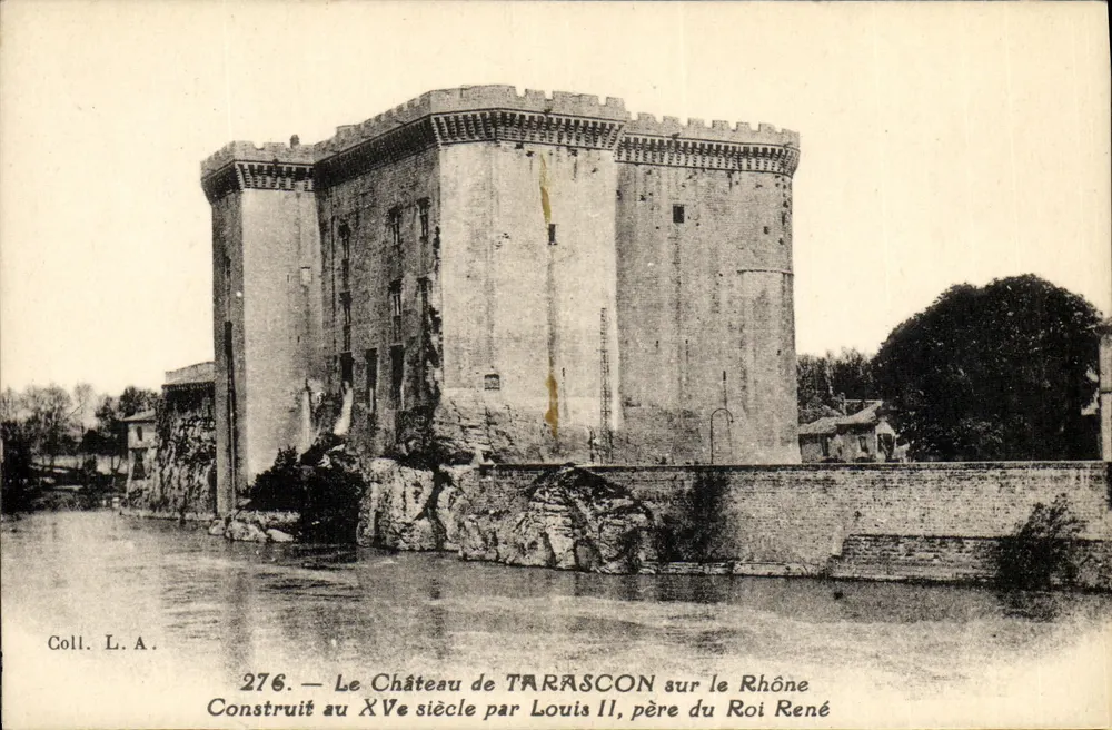 Castelo de Tarascon sobre o Ródano — Construído no século XV por Louis II, pai do Rei René — Coleção L.A. n°276 - Frente
