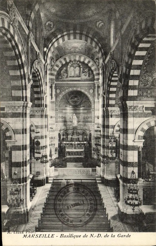 Marseille - Basílica Nossa Senhora da Guarda — A. Lezer Fot. - Frente