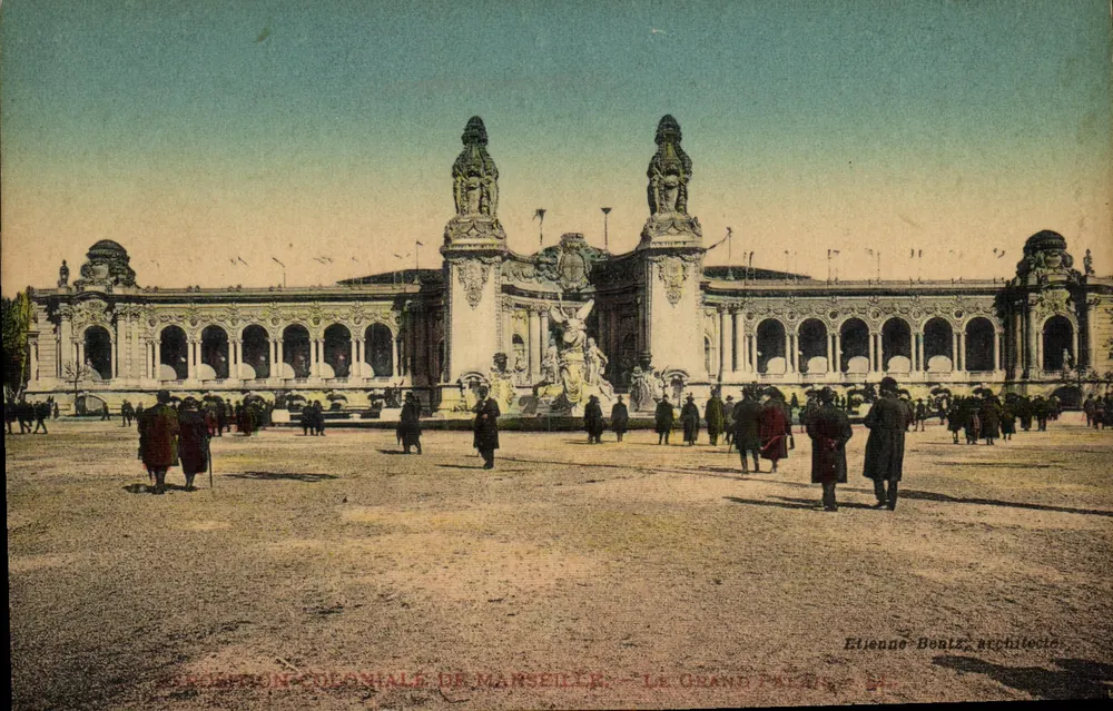 Exposição Colonial de Marselha — O Grande Palácio — Étienne Beatz, arquiteto - Frente