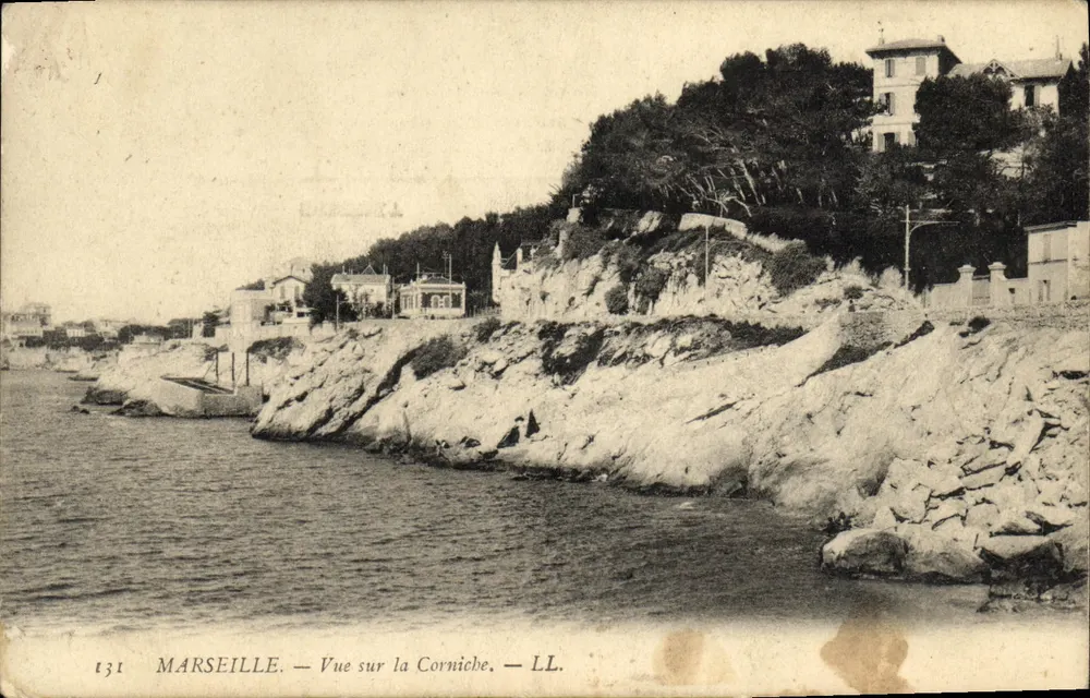 Marselha — Vista sobre a Corniche — LL, n° 131 - Frente
