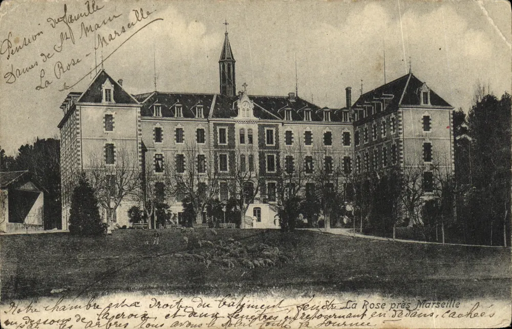 Pension de la Rose — bâtiment principal avec clocher — éditeur imprimeur non visible - Frente