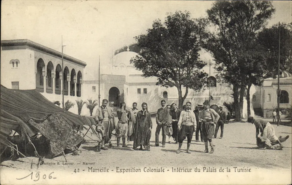 Innenansicht des Palastes von Tunesien — Kolonialausstellung — Marseille — 1906 — Phototyp E. Lacour - Vorderseite