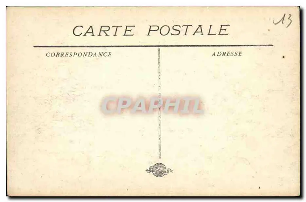 Marseille - Kathedrale und Quai de la Joliette — Ansicht des Hafens und der Straßenbahn - Rückseite