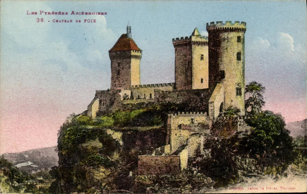 Castelo de Foix — As Pirineus Ariégeois — Labou Lé Frères, Toulouse - Frente