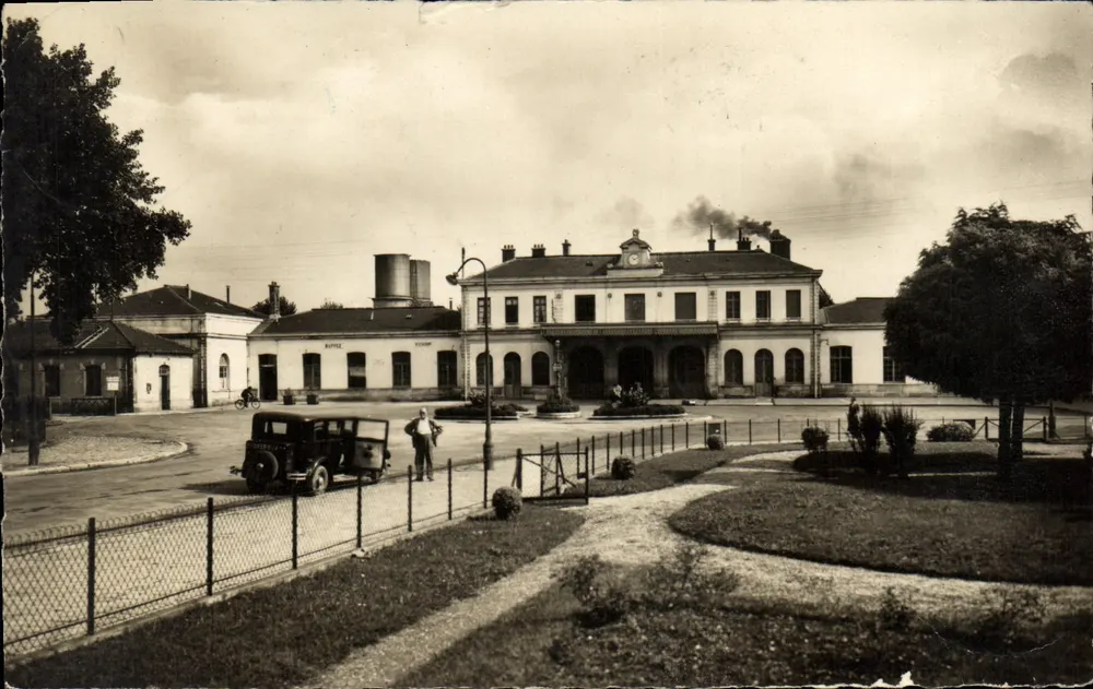 Épernay — La Gare — Éditions O.P. — n°8 - Frente