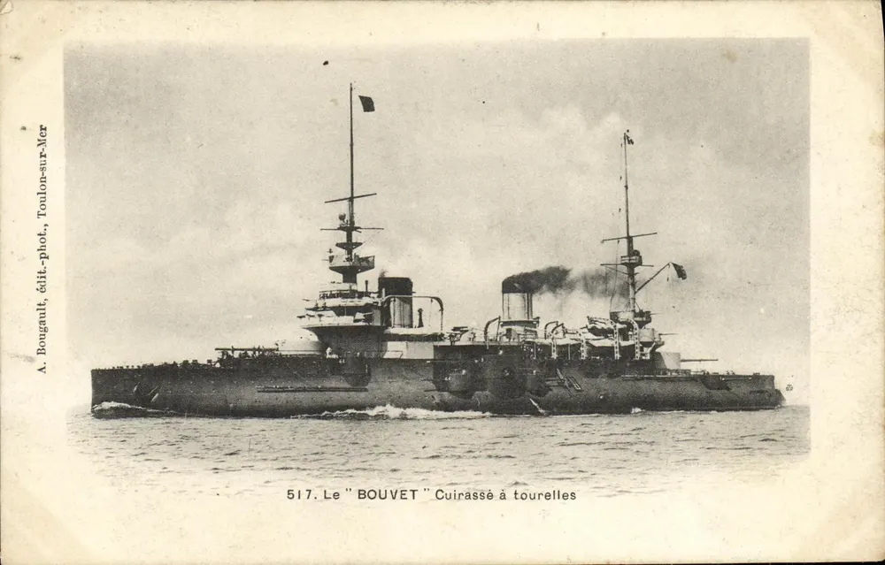 Der "BOUVET" Turmpanzerkreuzer — Toulon — A. Bougault, Verlag-Fotograf Toulon - Vorderseite