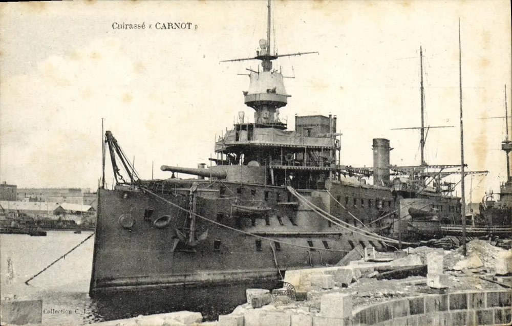 Cuirassé « CARNOT » — Navio militar no cais — Coleção C.J. - Frente