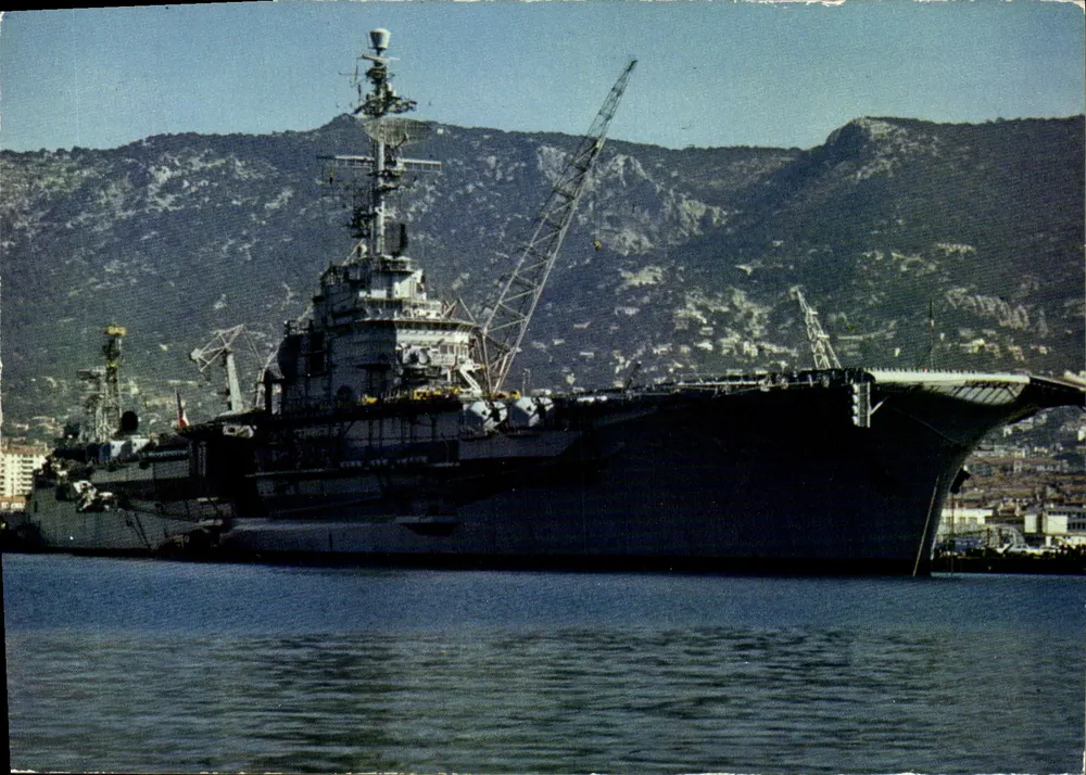 Hafen von Toulon — Flugzeugträger — Editions de France - Vorderseite