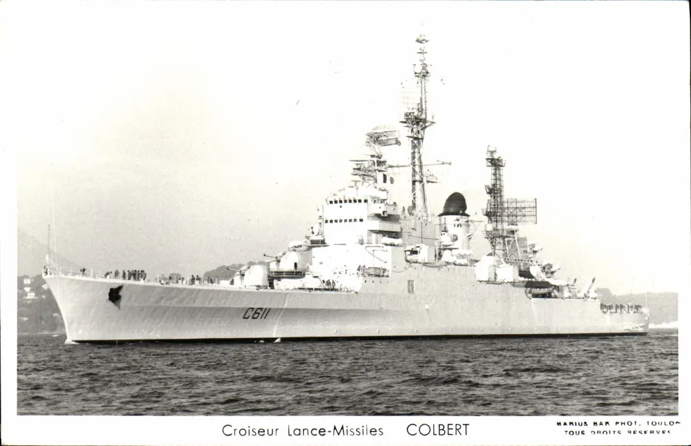 Cruzador de Mísseis Colbert — C611 — Fotografia de Marius Bar, Toulon - Frente