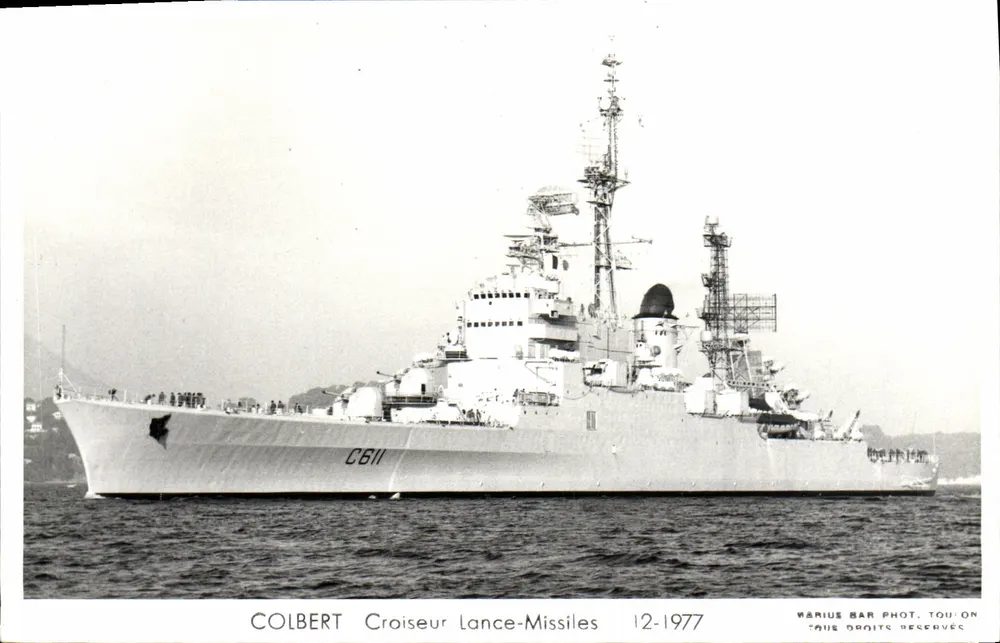 Cruiser lanzamisiles Colbert — C611 — fotografía de 1977 — editor Marius Bar - Anverso