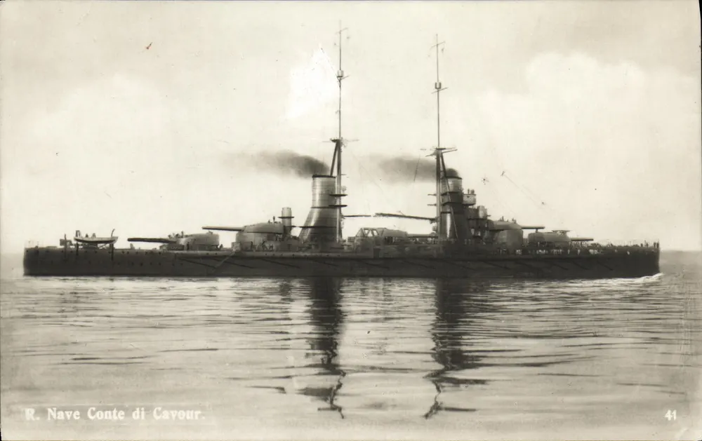 Nave Conte di Cavour — navio de guerra italiano — série 41 - Frente