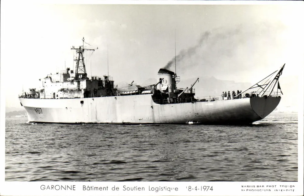 Garonne — Logistikunterstützungsschiff — Wariis Bar Fotografie, Toulon - Vorderseite