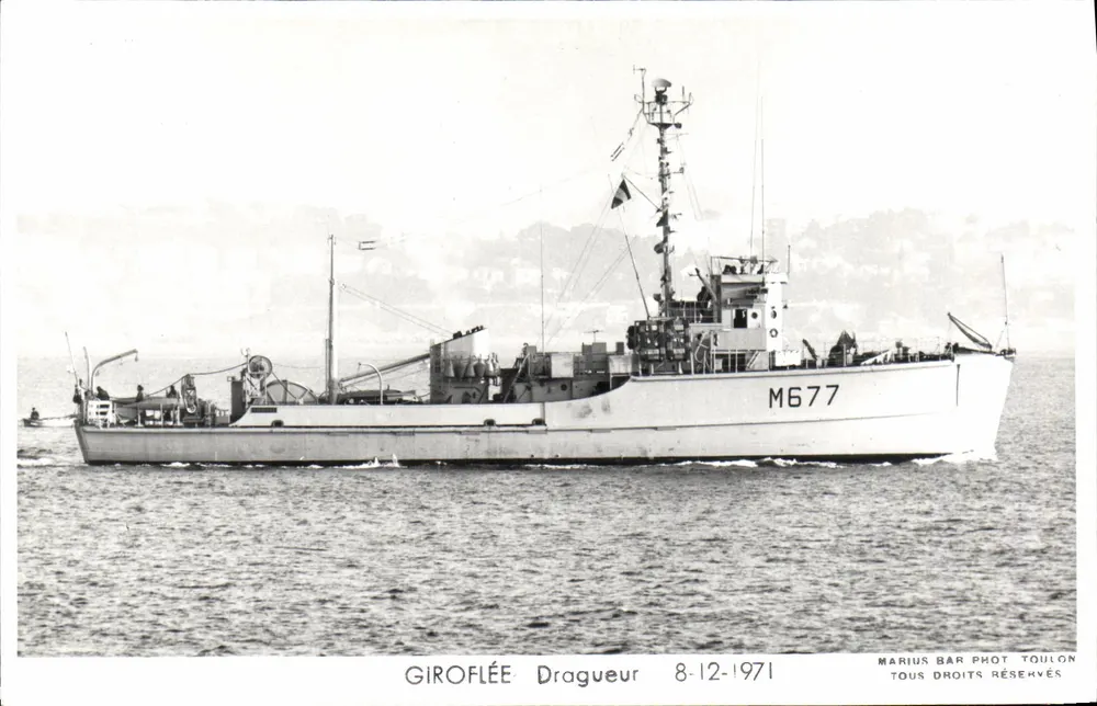 Giroflée — Dragador — Marius Bar Phot Toulon - Frente