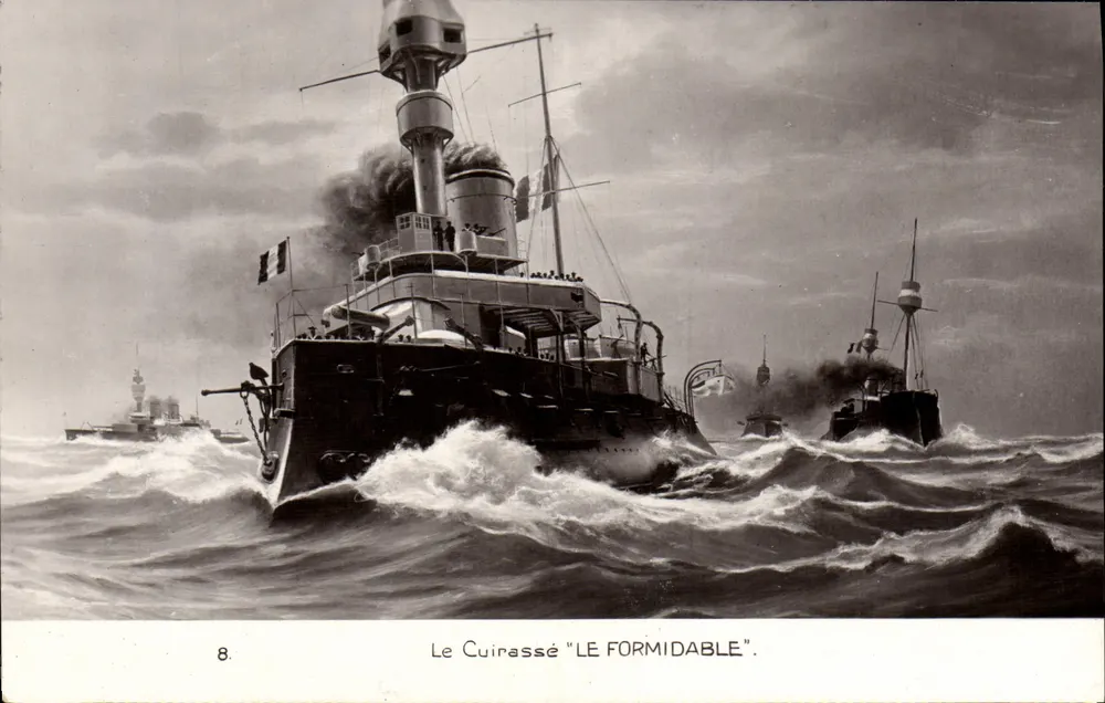 O Couraçado "LE FORMIDABLE" — ilustração naval — série 8 - Frente