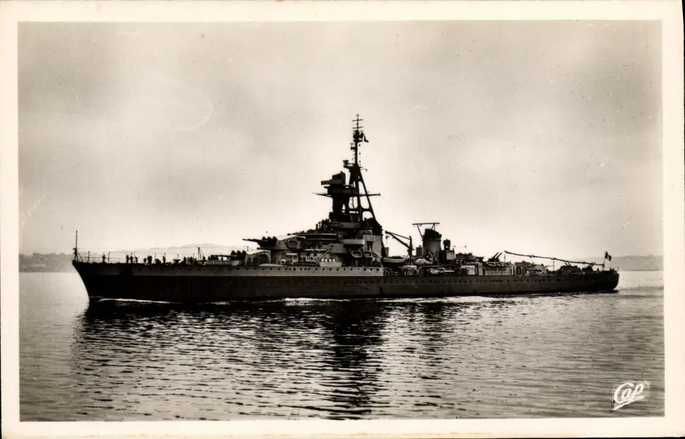 Cruiser "Montcalm" — Paris — editor C.A.P. n°13 - Frente