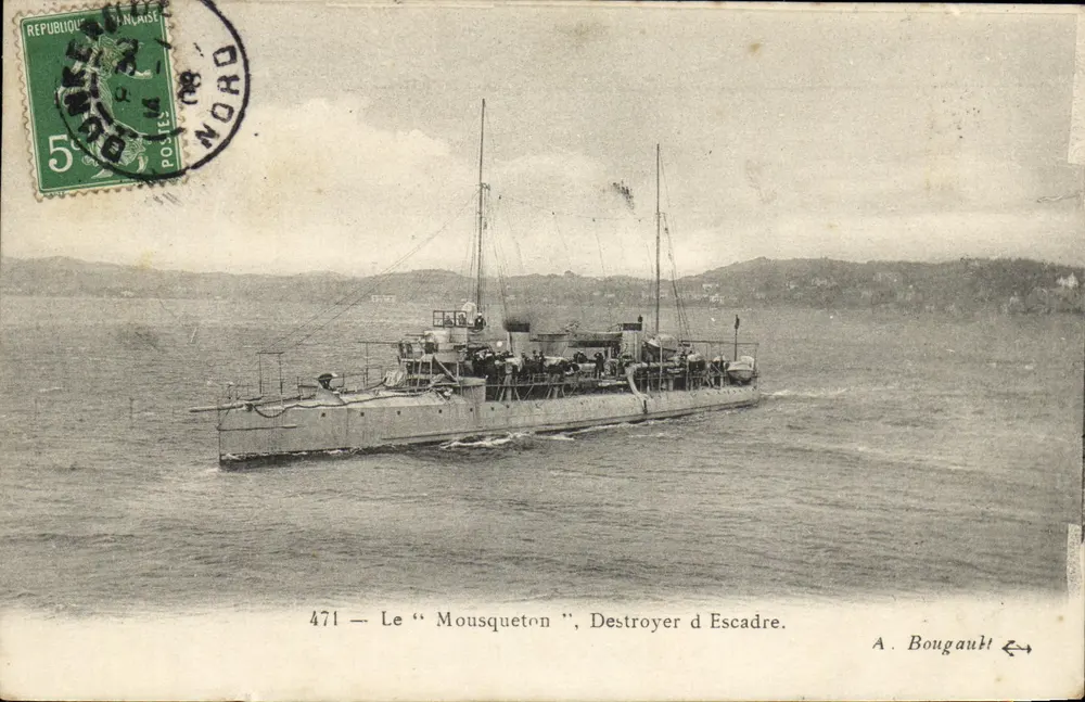 O "Mousqueton", Destroyer de Escadra — A. Bougault, n°471 - Frente