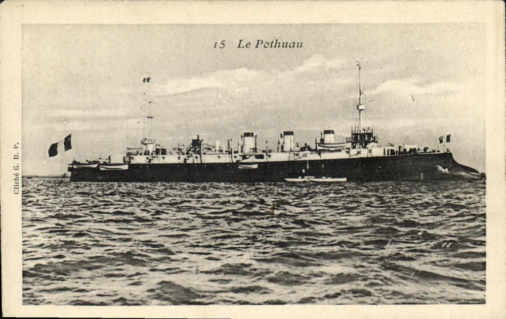 Le Pothuau — Navio de guerra francês — Cliché G. B. P. n°15 - Frente
