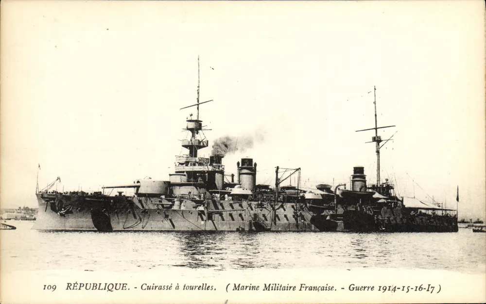 Schiff der République — Französische Marine — Krieg 1914-15-16-17 - Vorderseite