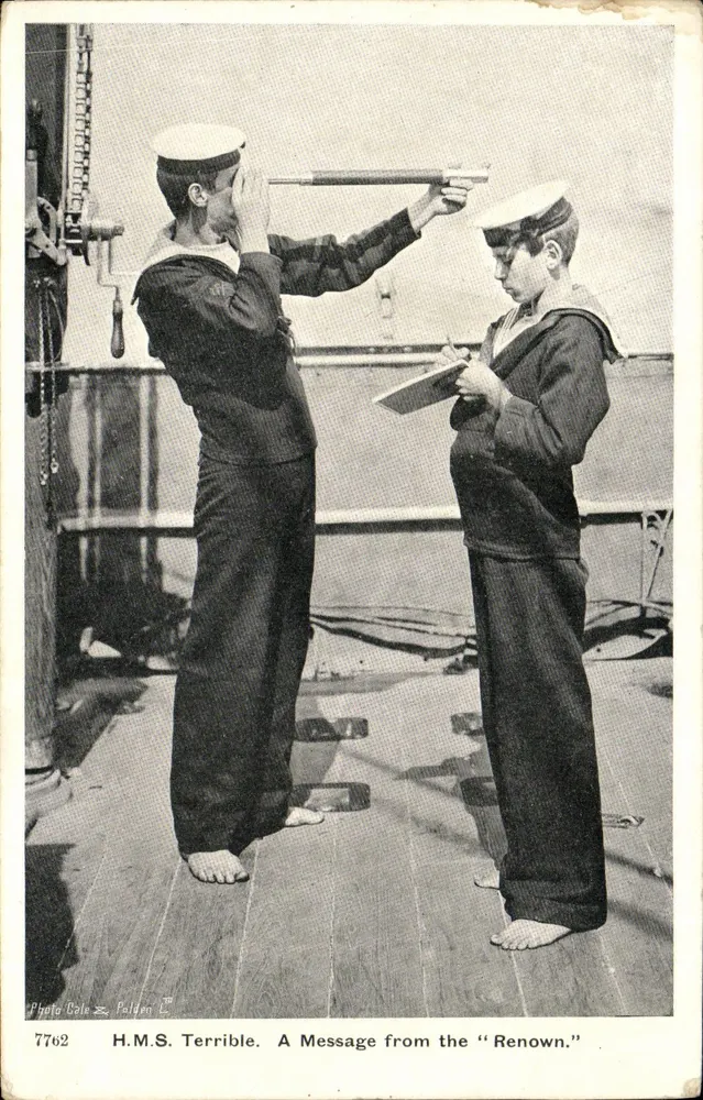 H.M.S. Terrible — Message from the "Renown" — Photo Gale & Polden, n° 7762 - Vorderseite