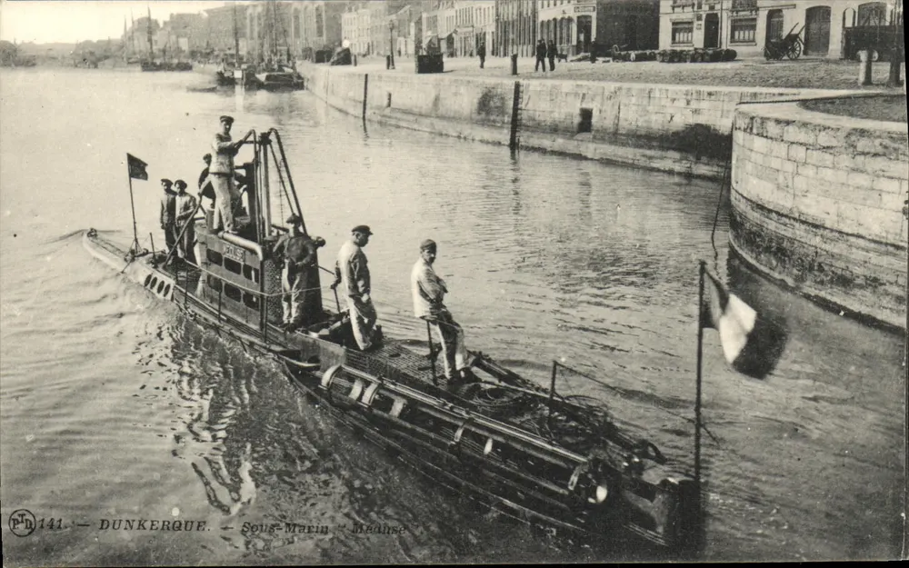 Dunkerque — Submarino mecanizado — P.D. 141 - Frente
