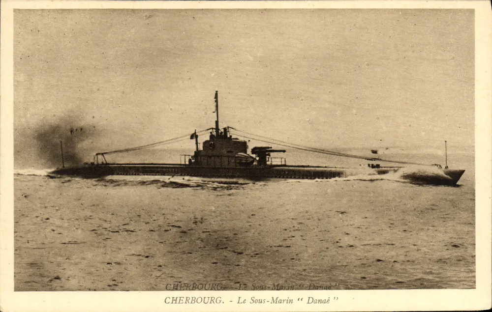 Cherbourg - Der U-Boot "Danaé" - Vorderseite