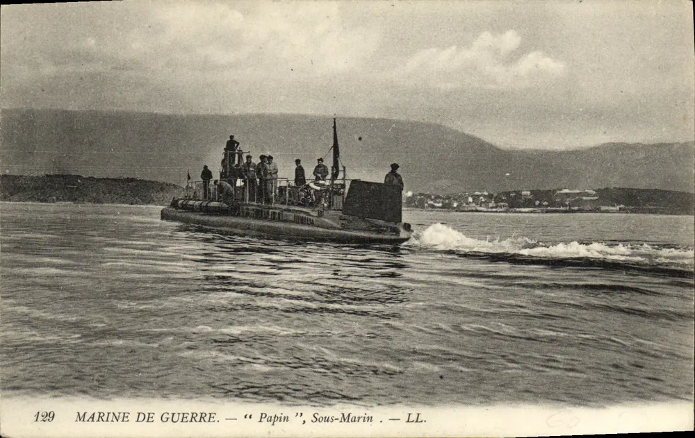 Submarino "Papin" — Marinha de Guerra — LL. — N° 129 - Frente
