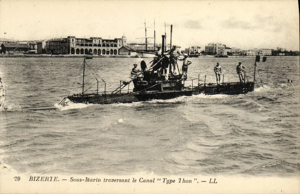 Bizerie — U-Boot, das den Kanal überquert "Type Thon" — LL - Vorderseite