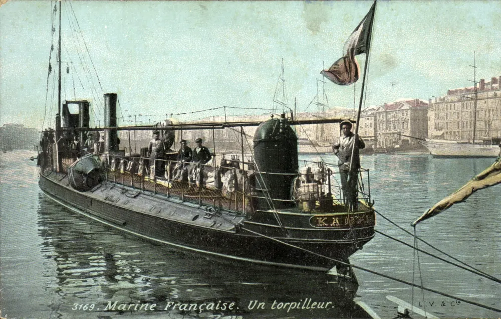 Marinha Francesa. Um torpedo — n° 3169 — editor L.V. & Cie - Frente