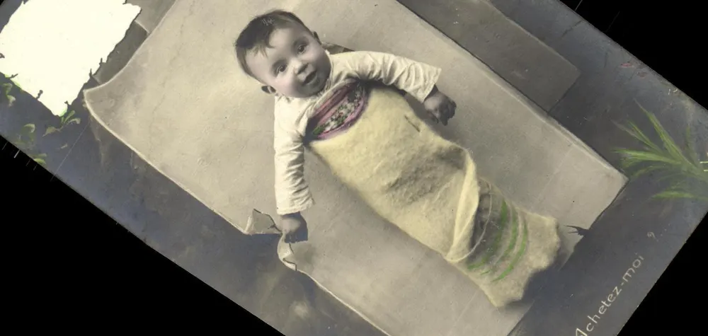 Verpacktes Baby — Werbekarte — Kaufen Sie mich 9 - Vorderseite