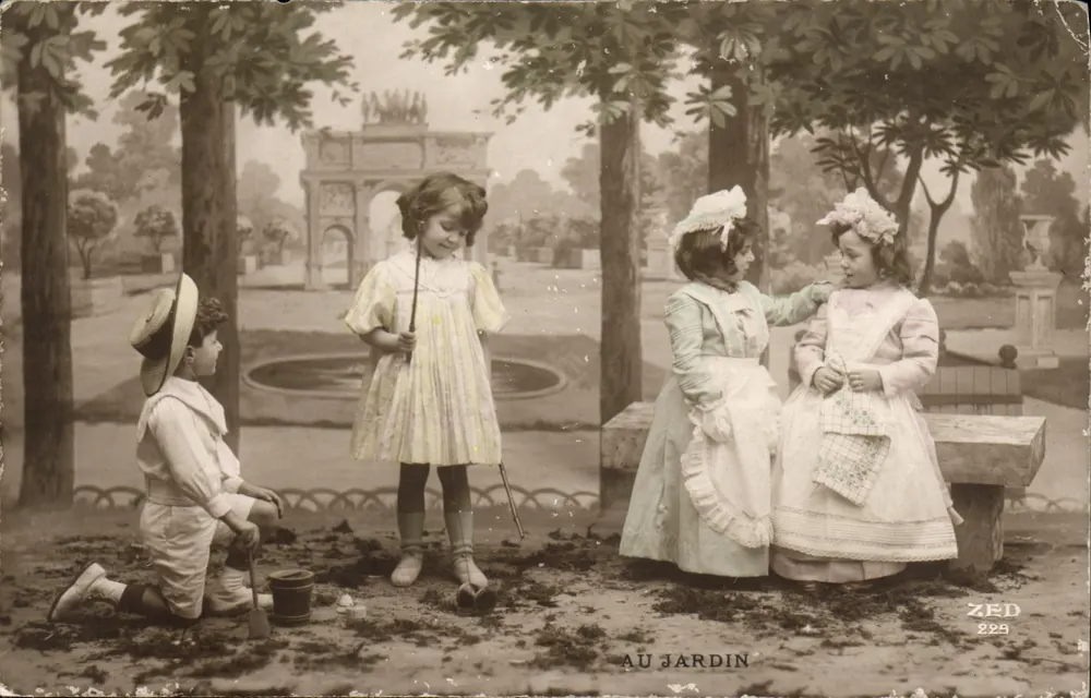 Kinder, die im Garten spielen — Park-Szene mit Arkade — ZED 229 - Vorderseite
