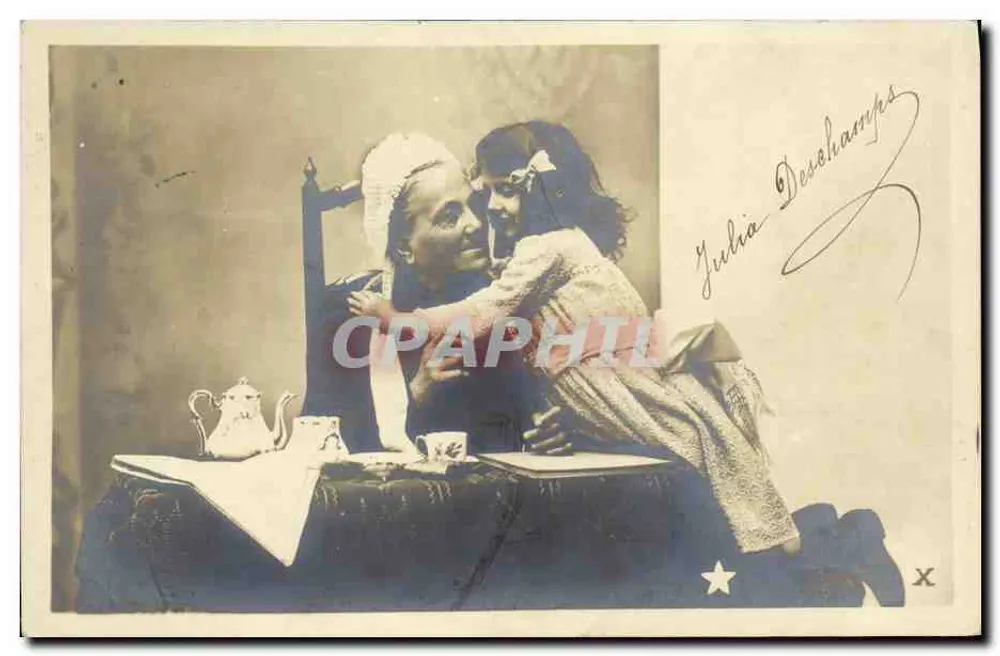 Frau und Kind — intime Szene — Julia Deschamps - Vorderseite