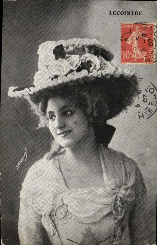 Frau mit Blumenhut — LECOINTRE — Verlag Manuel - Vorderseite