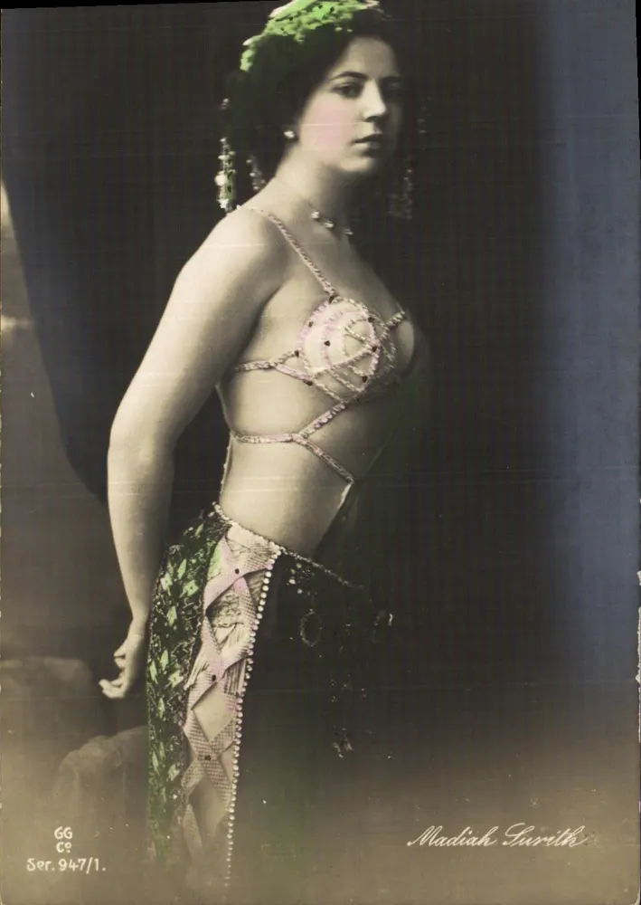Madiyah Gurith — Orientalische Tänzerin — GG Ser. 947/1 - Vorderseite