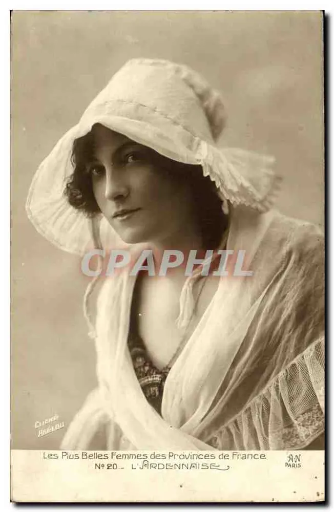 Die Ardennaise — Die Schönsten Frauen der französischen Provinzen — Luchin Rébélou, Paris, Nr. 20 - Vorderseite