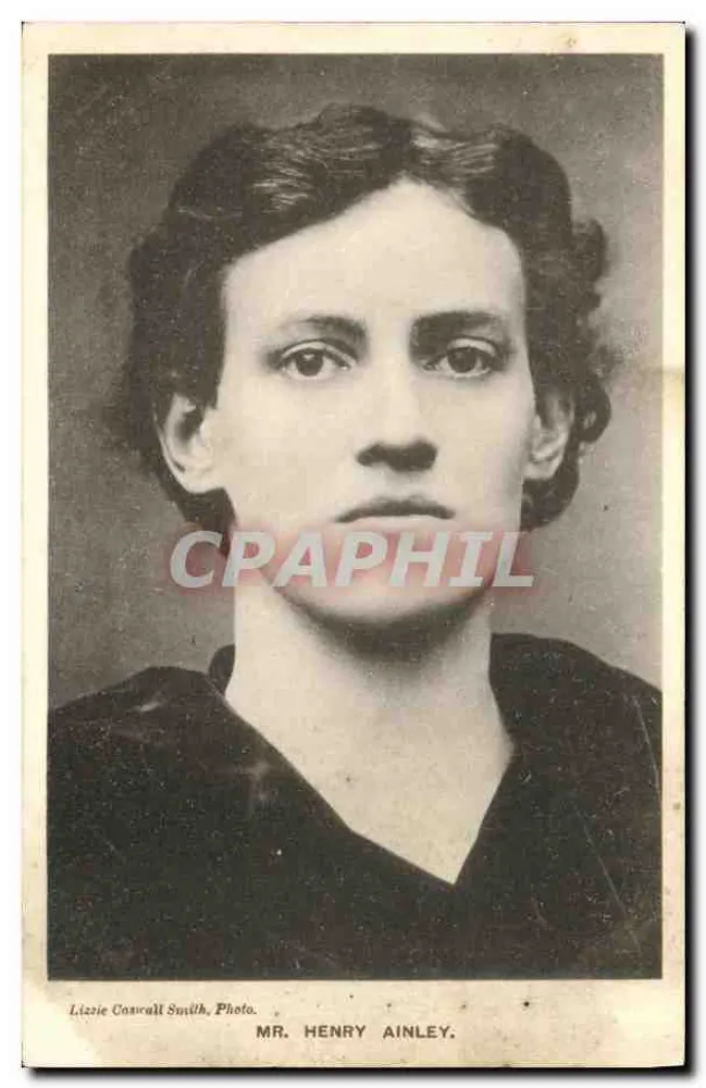 Porträt von Herrn Henry Ainley — Lizzie Conwall Smith, Foto. — Davidson Bros. Serie Nr. 6077 - Vorderseite