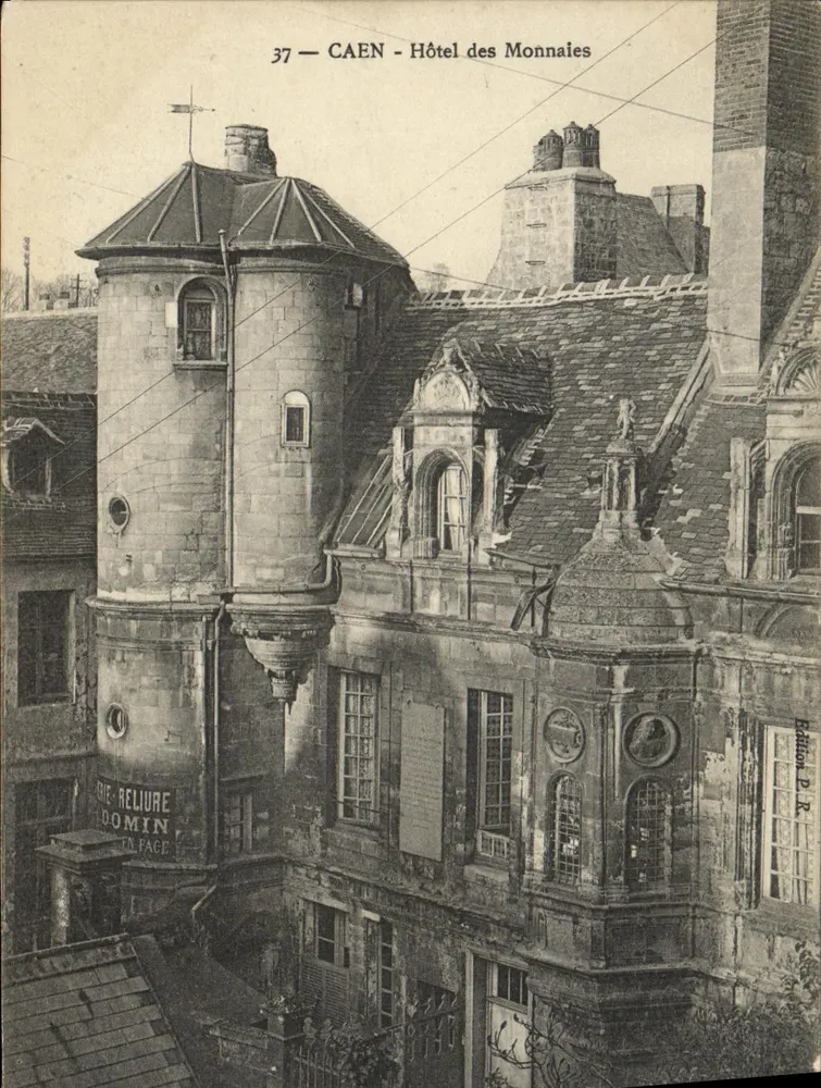 Caen - Hotel das Moedas — vista arquitetônica — Edição D.R. - Frente