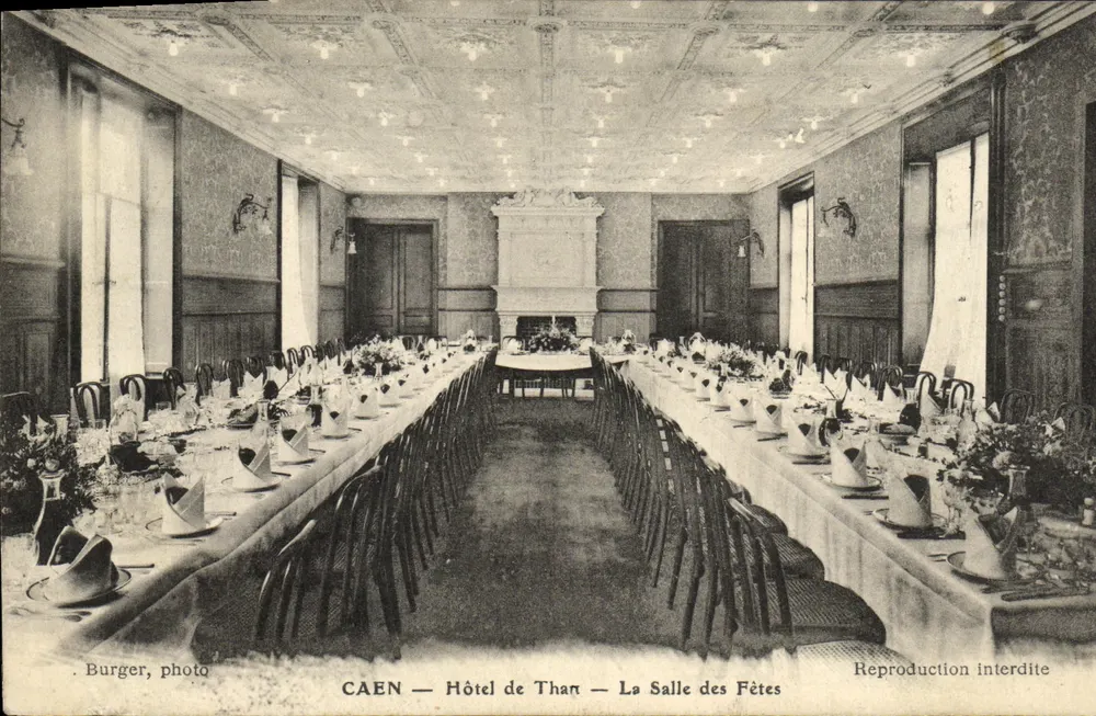 CAEN — Hôtel de Than — La Salle des Fêtes — Burger, Foto - Vorderseite