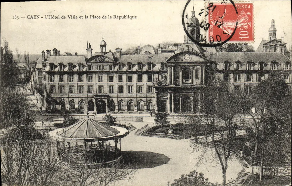 CAEN - Das Rathaus und der Place de la République — unbekannter Verleger, Nr. 185 - Vorderseite