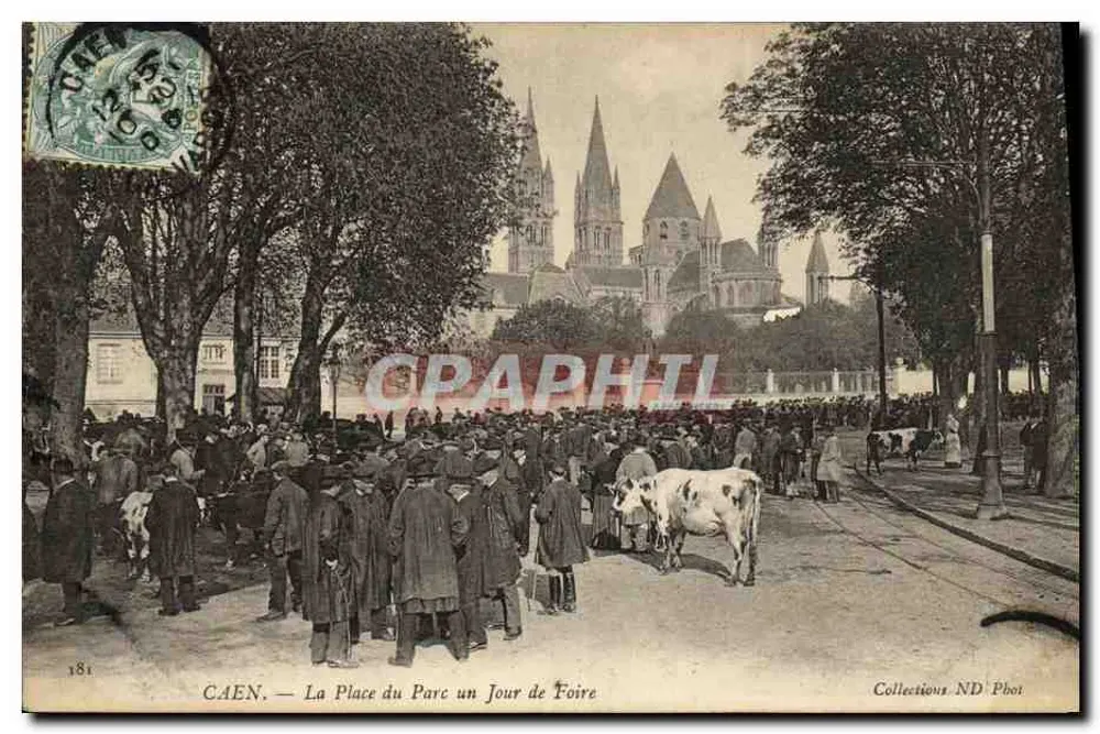 CAEN — La Place du Parc an einem Tag der Messe — Collections ND Phot - Vorderseite