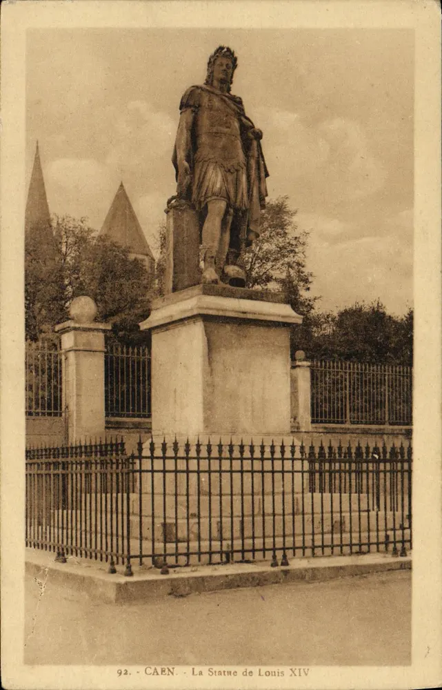 Caen — A Estátua de Luís XIV — editor não identificado, n° 92 - Frente