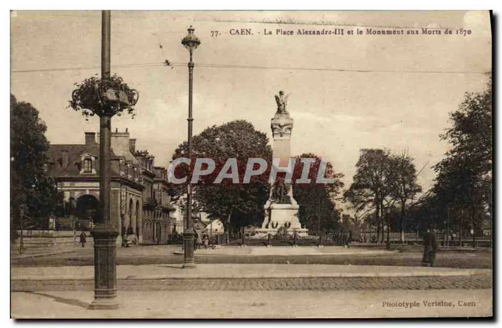 Caen - Place Alexandre-III und der Gedenkstein für die Gefallenen von 1870 — Phototypie Verlaine, Caen - Vorderseite