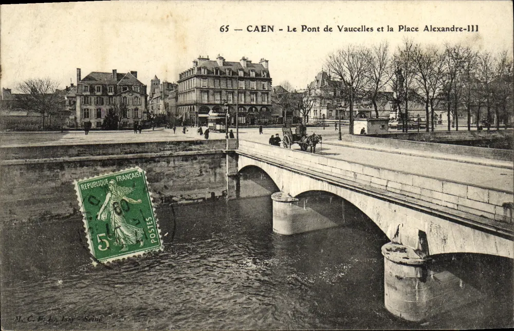 Caen — Der Pont de Vaucelles und die Place Alexandre-III — M.C.F. Lyon, Seine - Vorderseite