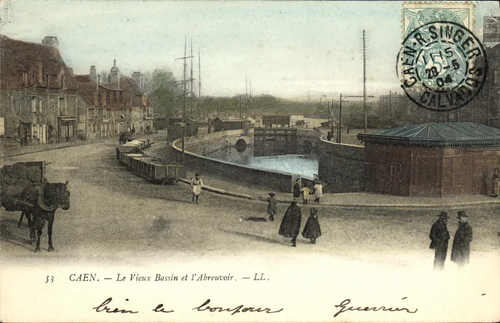 CAEN — Der Alte Hafen und der Brunnen — LL. - Vorderseite