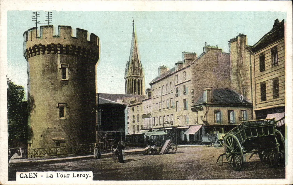 CAEN - A Torre Leroy — vista urbana com igreja e carruagem — editor não visível - Frente