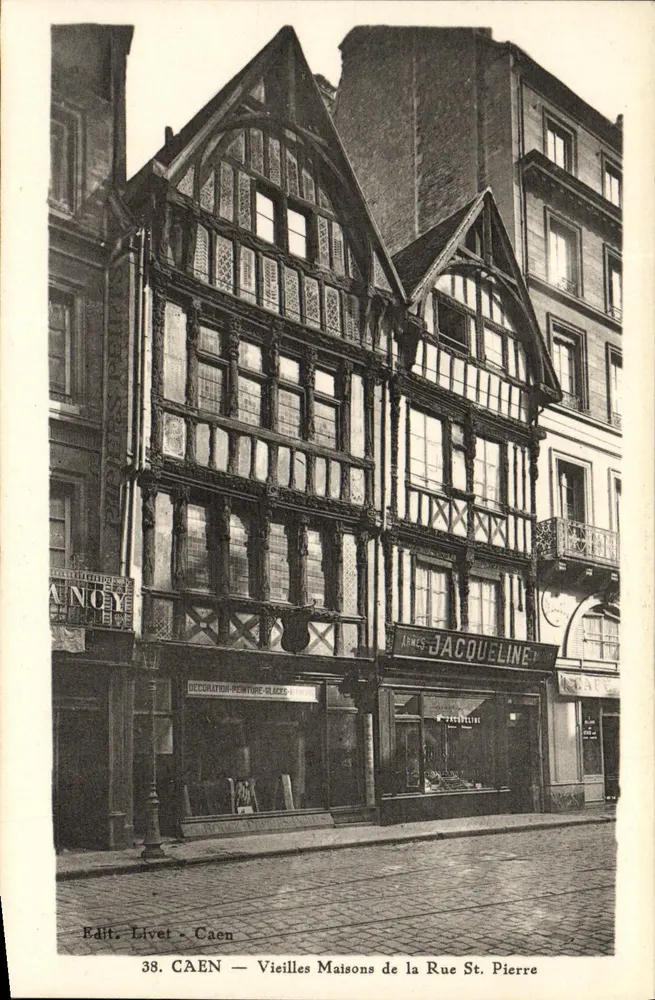 CAEN — Alte Häuser der Straße St. Pierre — Edit. Livet - Caen - Vorderseite