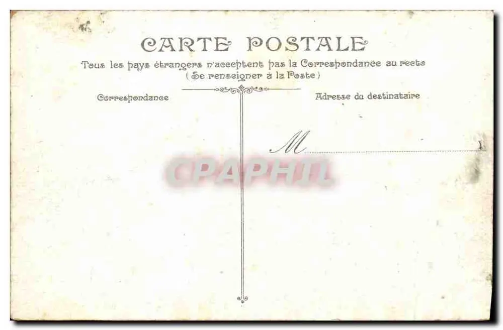 Caen. Vista em direção ao Castelo, tomada de Saint-Pierre — L.V.C. - Verso