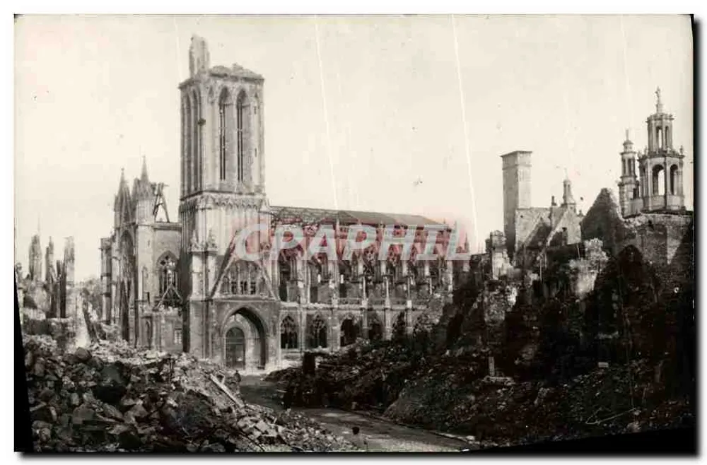 Caen — Ruinen der Kirche Saint-Pierre — fotografische Karte (Antwort auf Karte Nr. 8) - Vorderseite