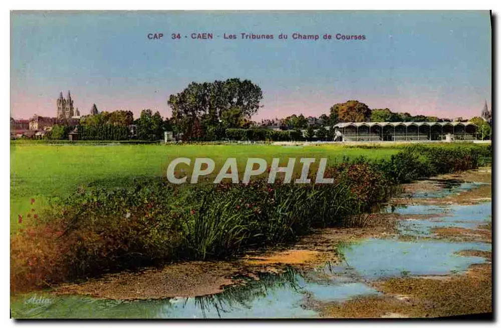 Caen — Die Tribünen des Pferderennplatzes — Adia - Vorderseite